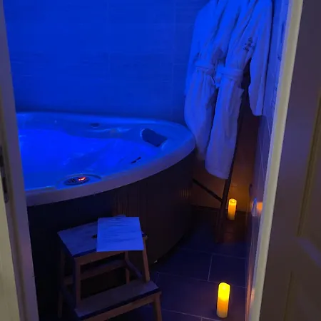 Sejour Romantique Jacuzzi Interieur Prive *
