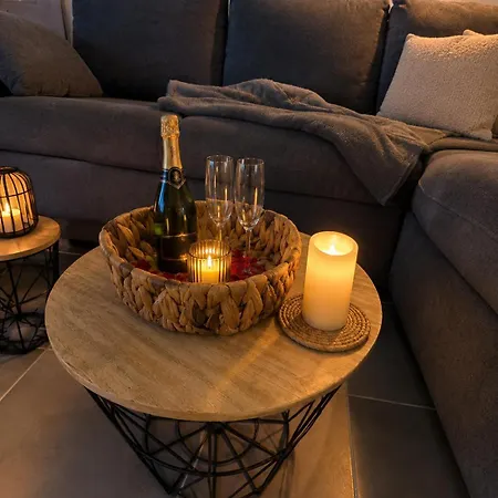 فيلة Sejour Romantique Jacuzzi Interieur Prive *